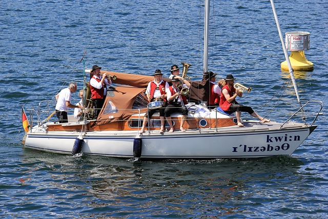 时所要承担 时所要承担